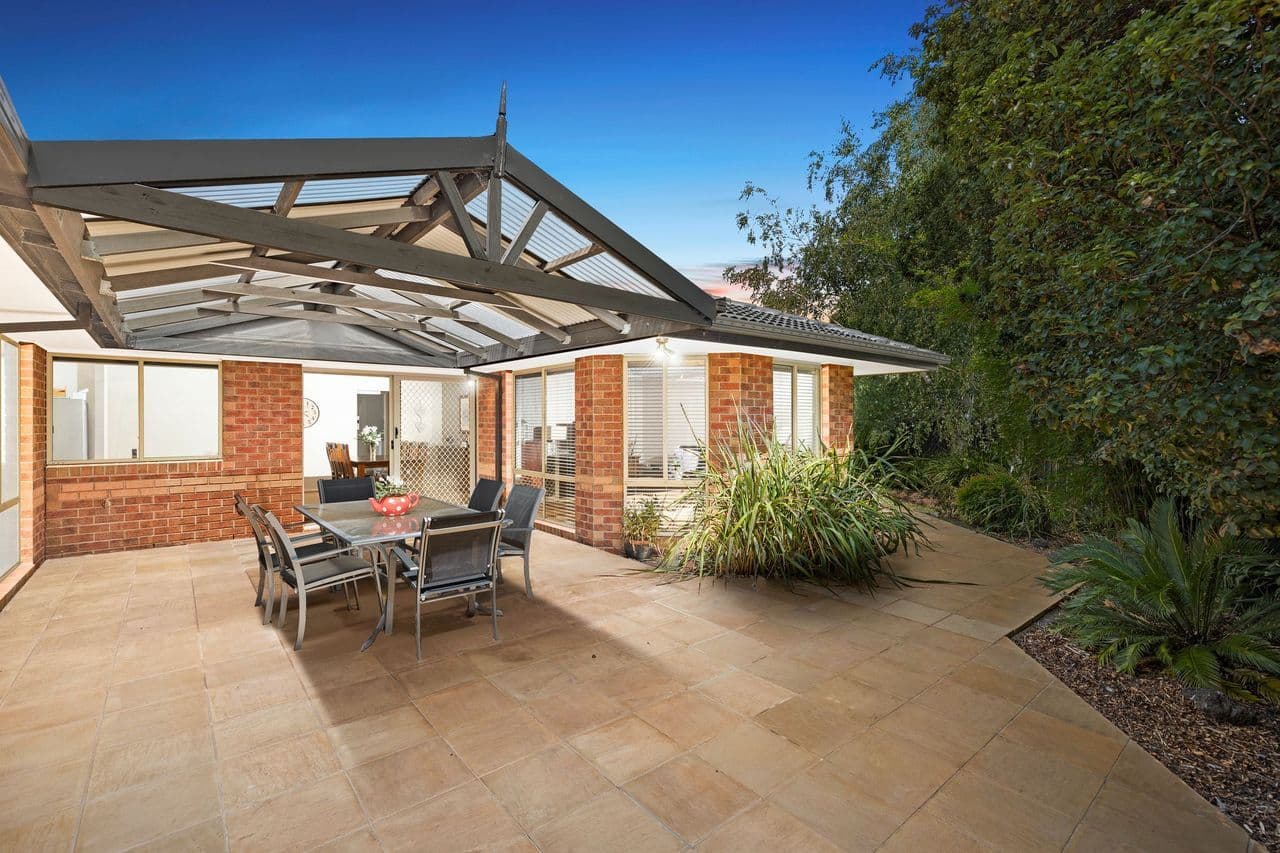 5 Mayfield Place, Rowville VIC 3178, Rowville - Thumbnail 2