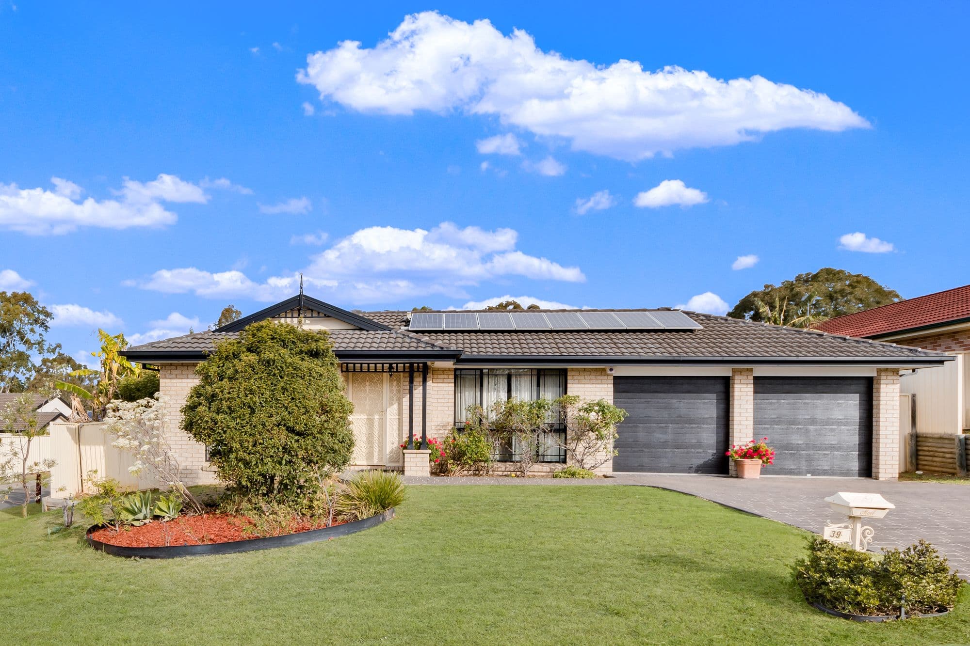 Bradbury NSW 2560, Bradbury - Image 1