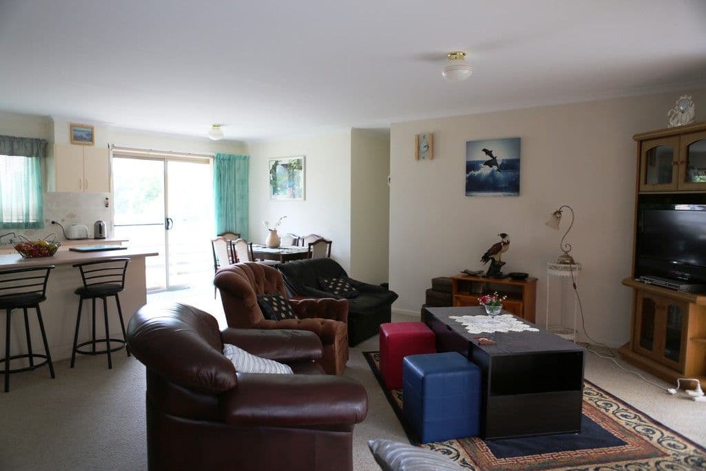 11 Payne Street, Narooma NSW 2546, Narooma - Thumbnail 2