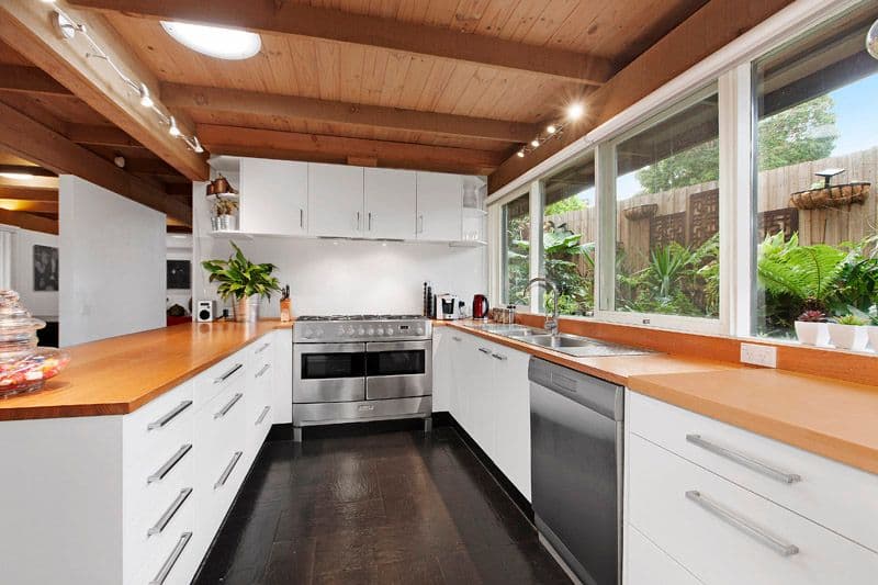 17 Wolbers Road, DINGLEY VILLAGE VIC 3172, Dingley Village - Thumbnail 5