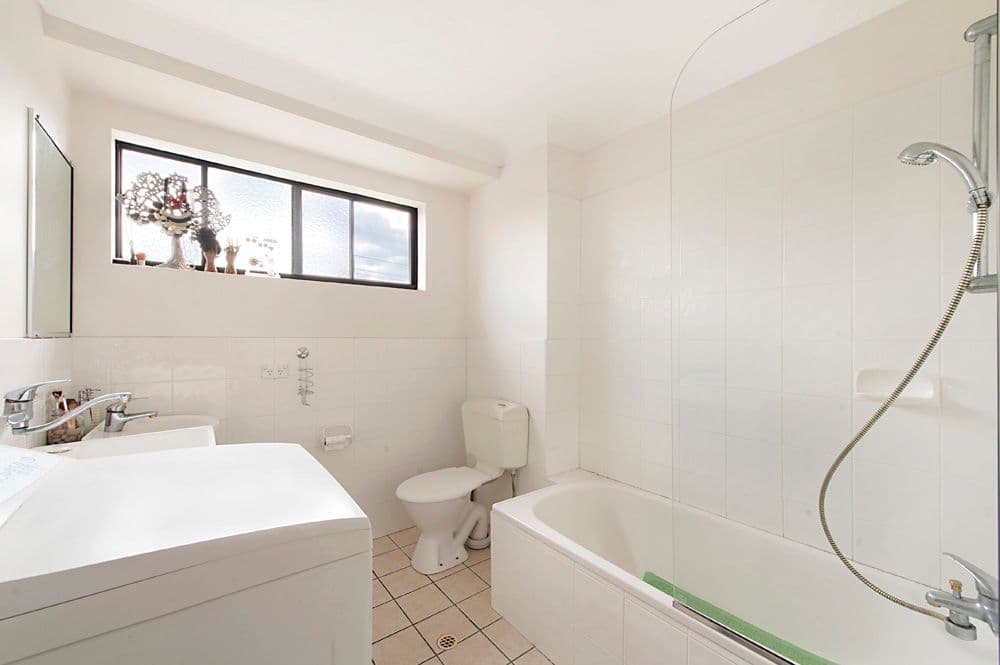 12 Monaco Street, Surfers Paradise QLD 4217, Surfers Paradise - Thumbnail 8