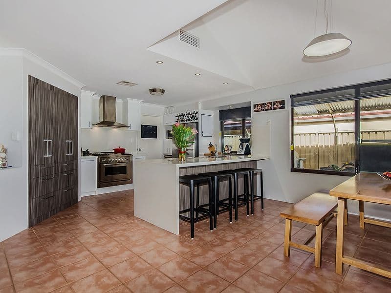 42 Arpenteur Drive, BALDIVIS WA 6171, Baldivis - Thumbnail 4