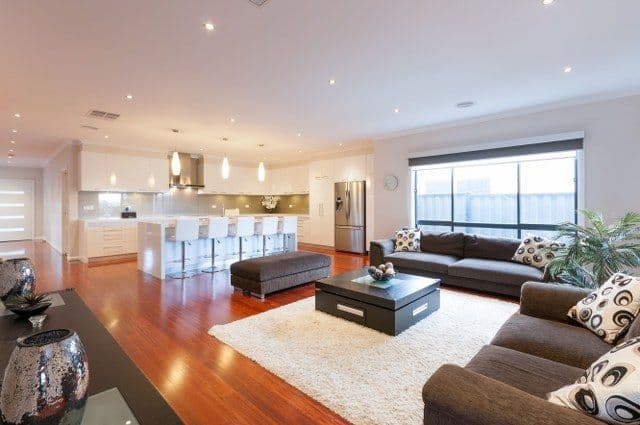 12 Viewside Crescent, CRAIGIEBURN VIC 3064, Craigieburn - Thumbnail 5
