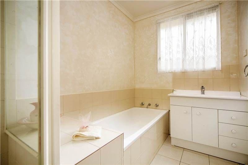 183 Solar Drive, WHITTINGTON VIC 3219, Whittington - Thumbnail 6