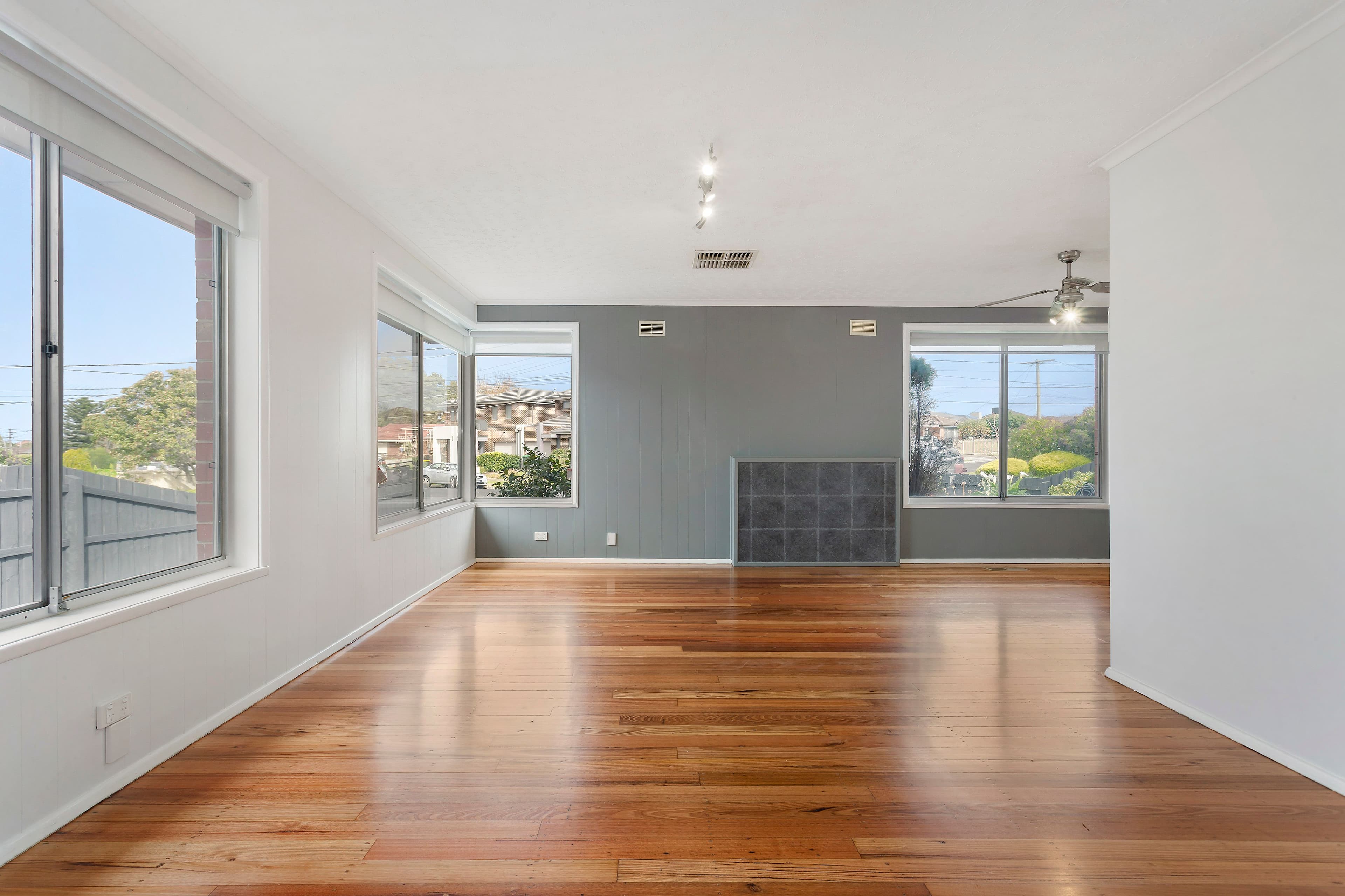 24 Brentwood Avenue, Lalor VIC 3075, Lalor - Thumbnail 4