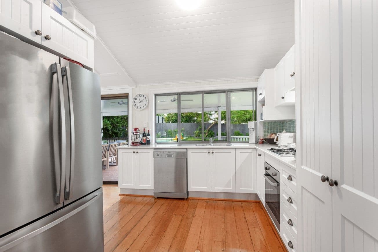 31 Myrtle Street, Grange QLD 4051, Grange - Thumbnail 7