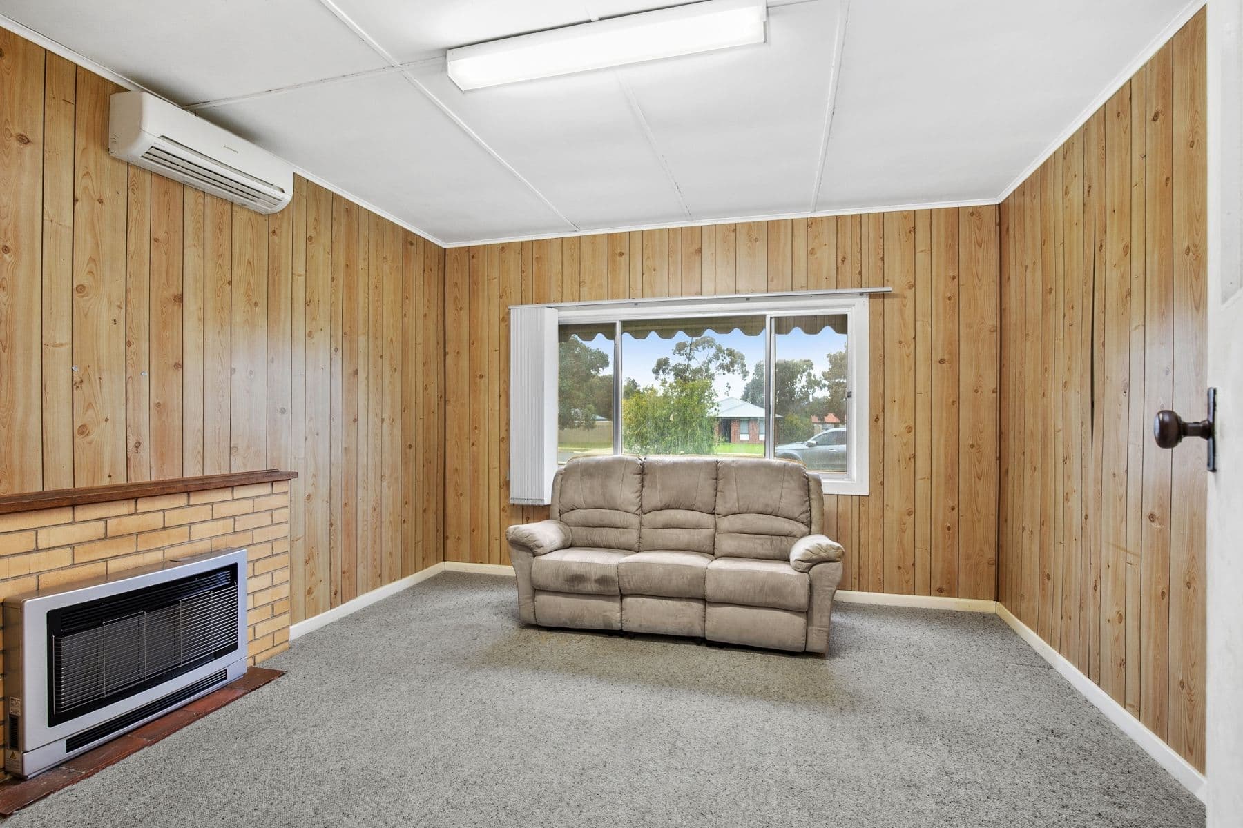 109 Queen Street, Ararat VIC 3377, Ararat - Thumbnail 2