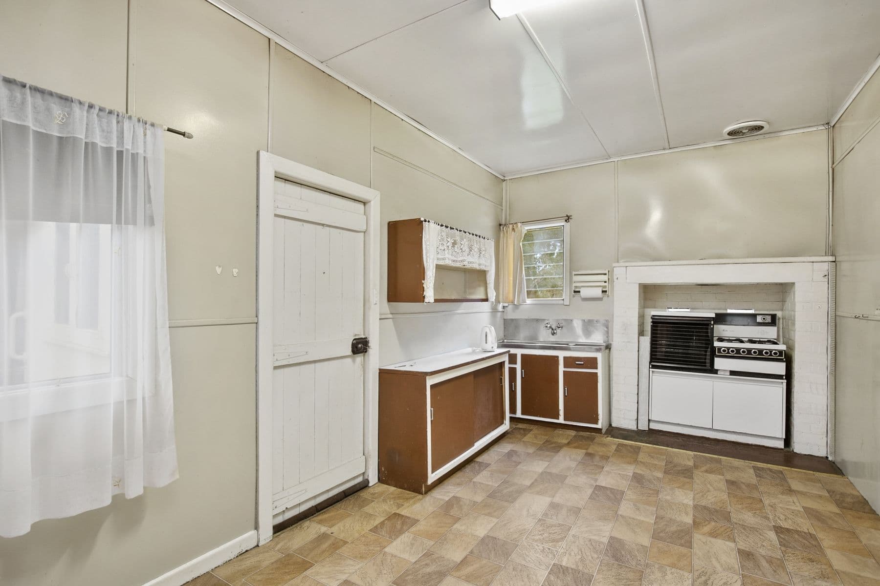 109 Queen Street, Ararat VIC 3377, Ararat - Thumbnail 3