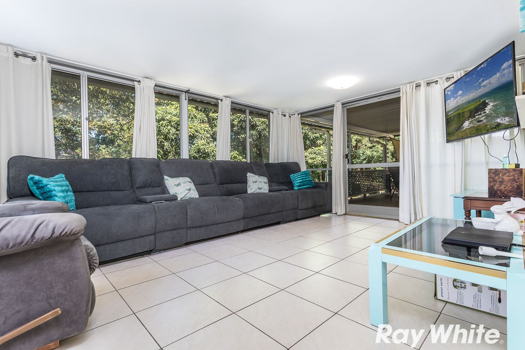 3 Loowa Street, Kallangur QLD 4503, Kallangur - Thumbnail 5