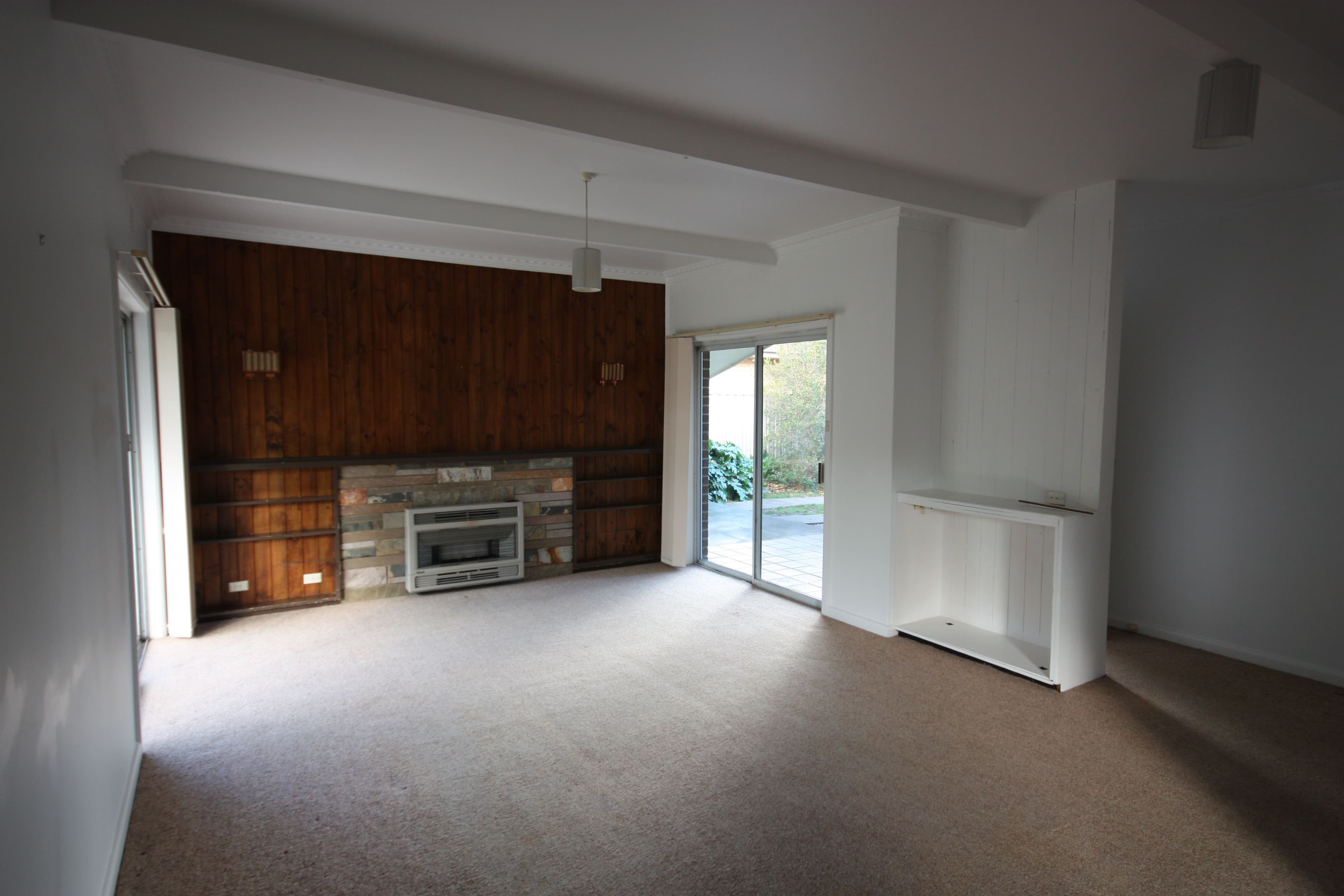 14 Monds Avenue, Benalla VIC 3672, Benalla - Thumbnail 2