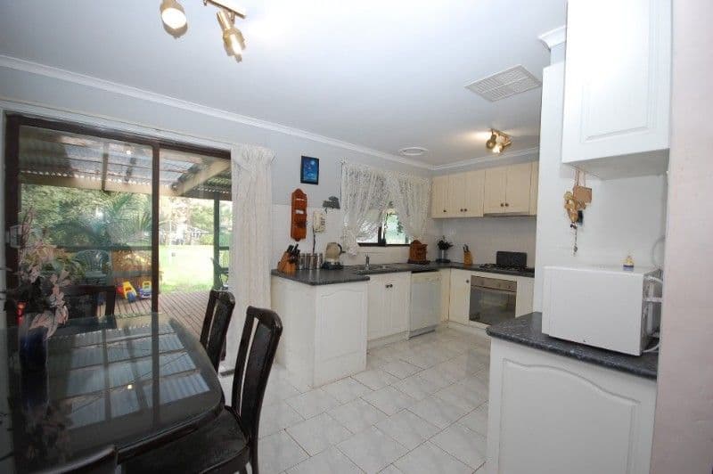 46 Seymour Street, SEVILLE VIC 3139, Seville - Thumbnail 3