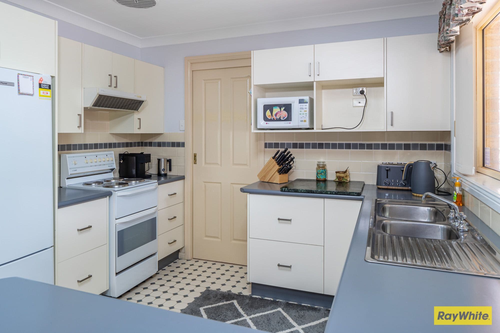 104a Edward Road, Batehaven NSW 2536, Batehaven - Thumbnail 3