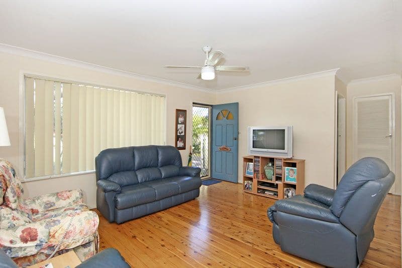 10 Macauley Road, BATEAU BAY NSW 2261, Bateau Bay - Thumbnail 2