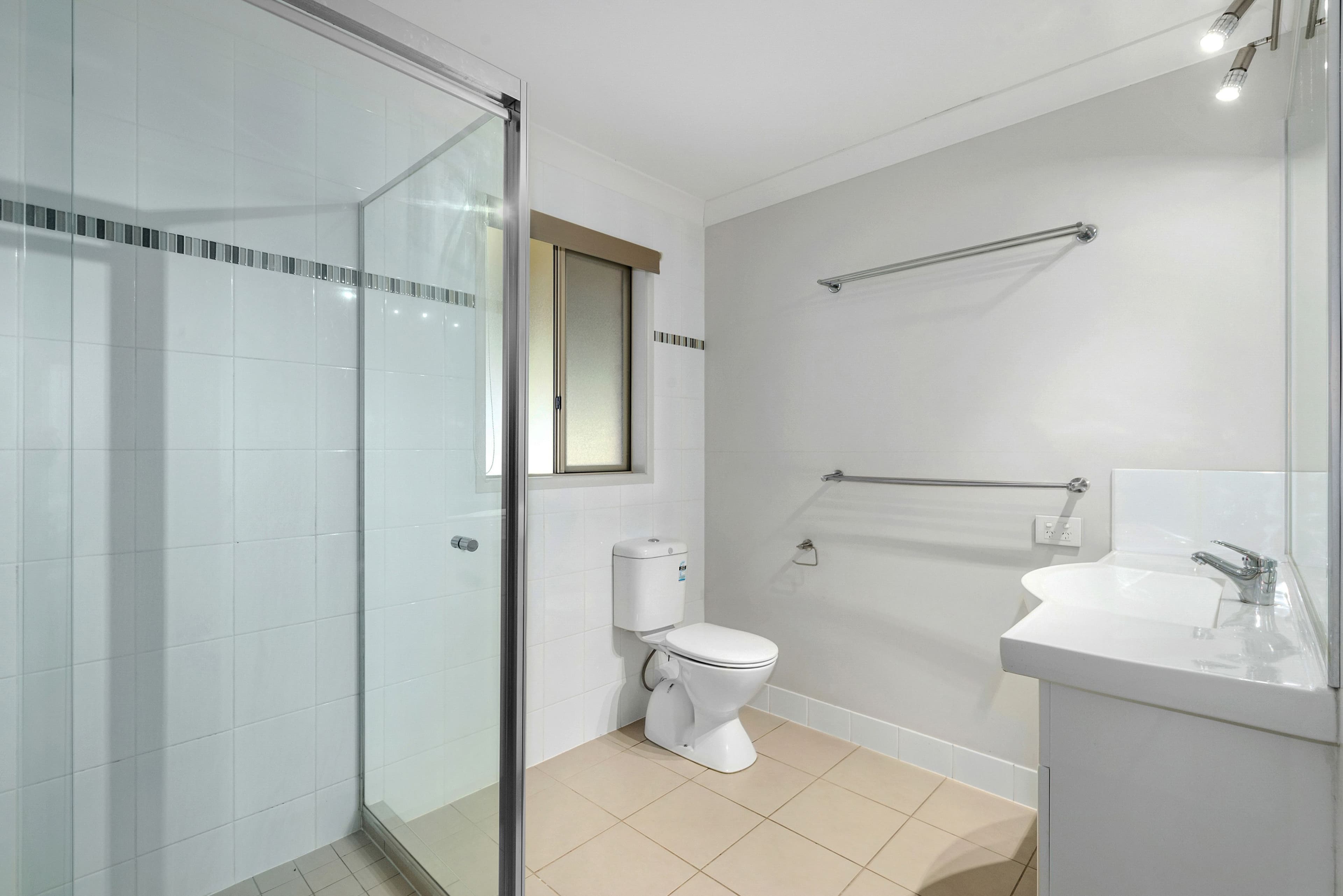 19 Greenlanes Road, Ashgrove QLD 4060, Ashgrove - Thumbnail 8