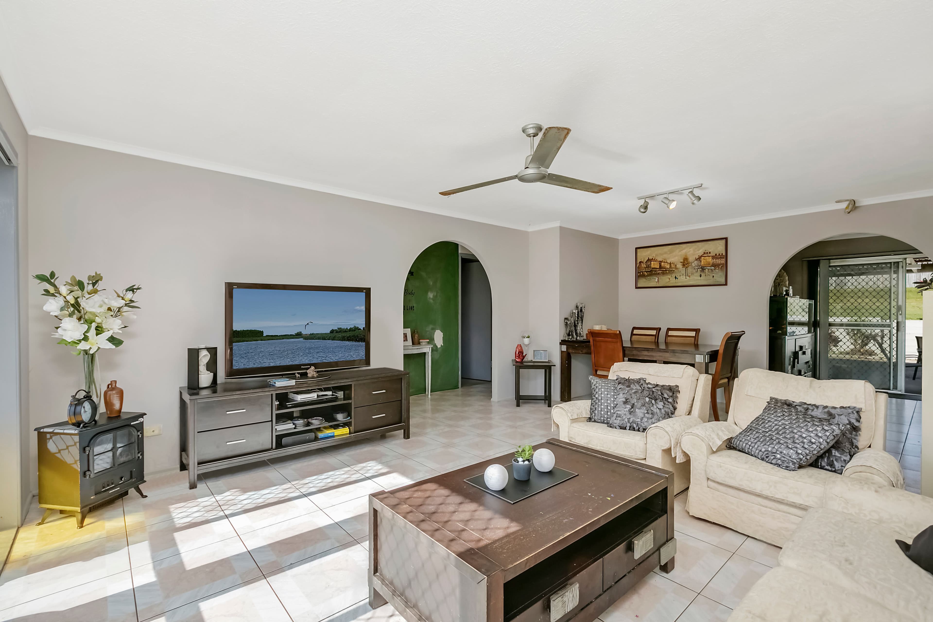 22 Blake Street, Southport QLD 4215, Southport - Thumbnail 3