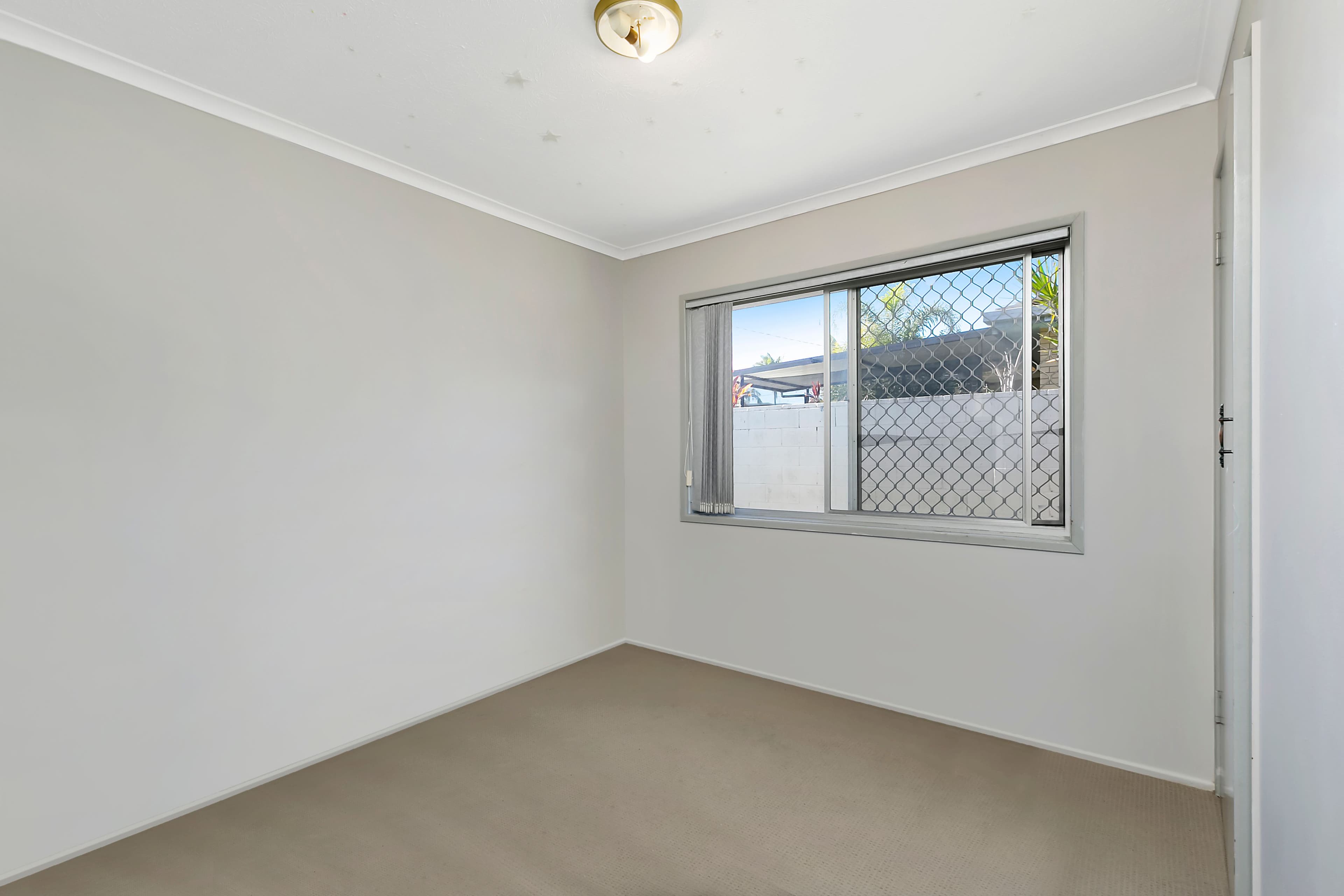 22 Blake Street, Southport QLD 4215, Southport - Thumbnail 4
