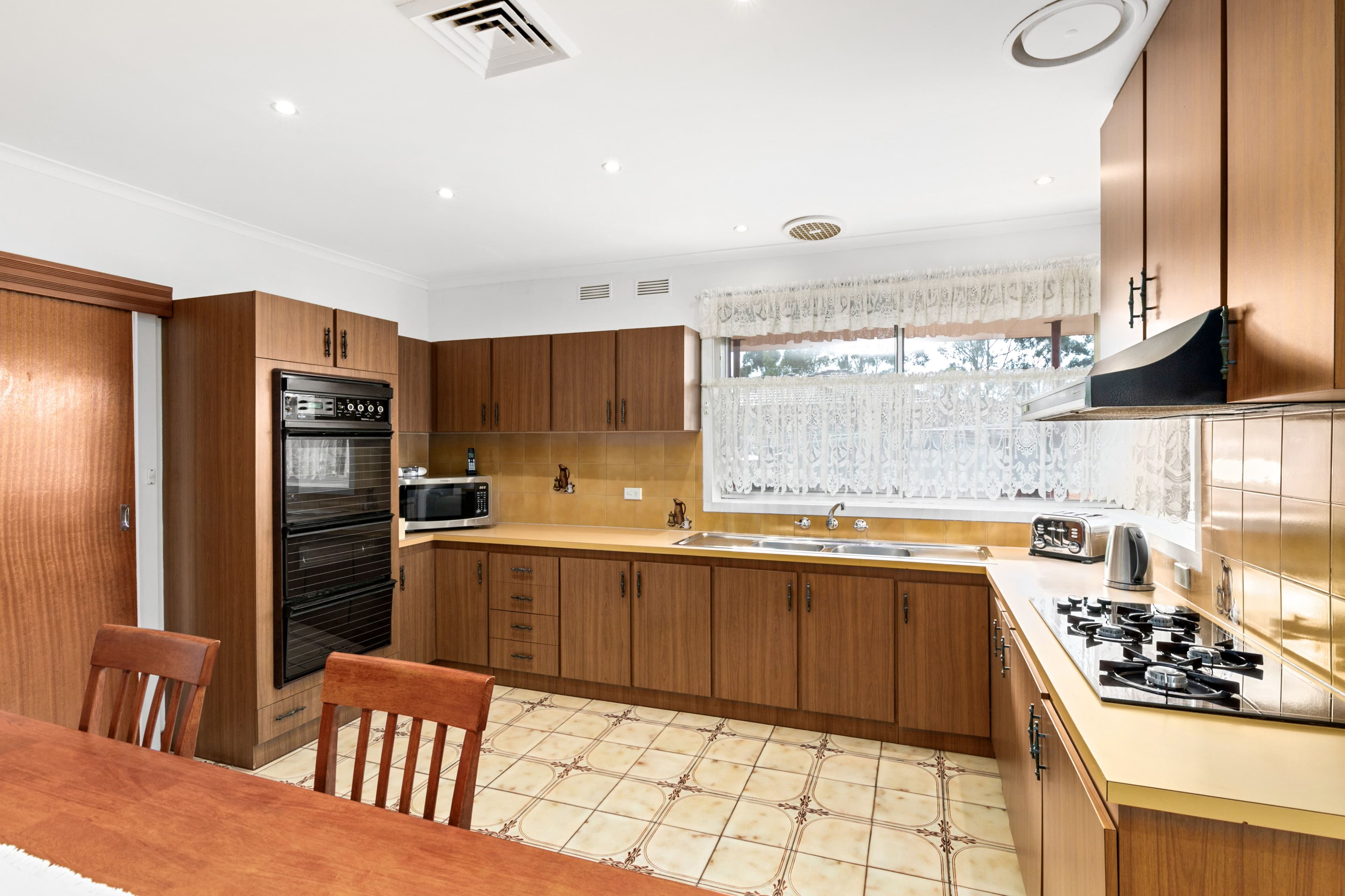 44 Prospect Drive, Keilor East VIC 3033, Keilor East - Thumbnail 3