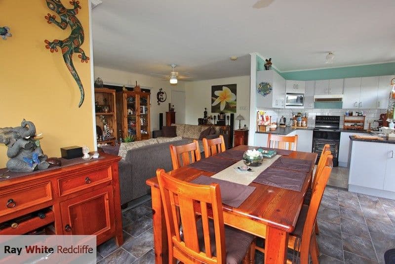 88 Pikett Street, CLONTARF QLD 4019, Clontarf - Thumbnail 2