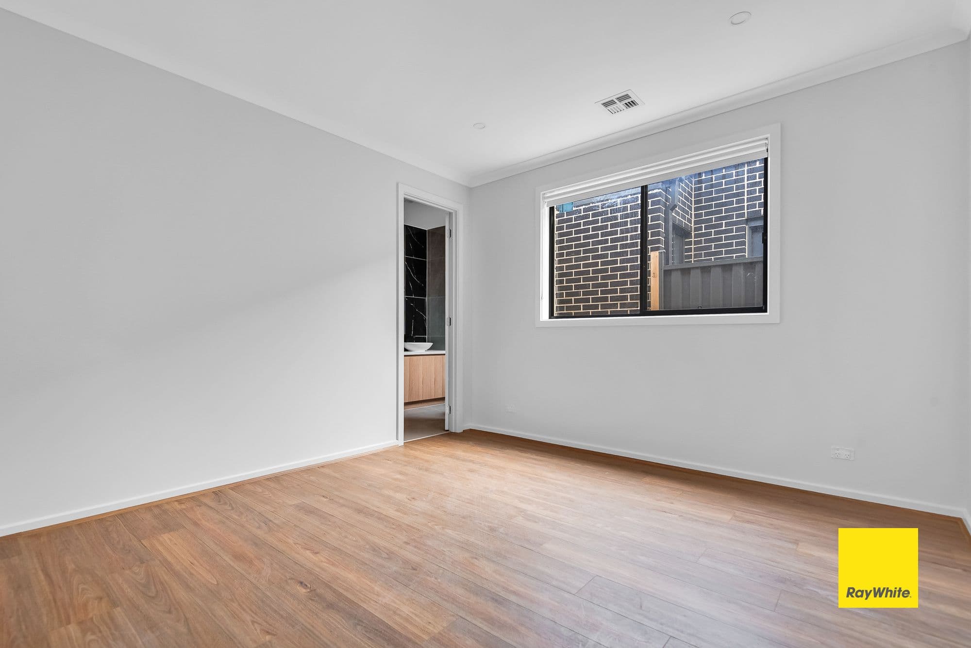 19 Manchado Street, Tarneit VIC 3029, Tarneit - Thumbnail 7