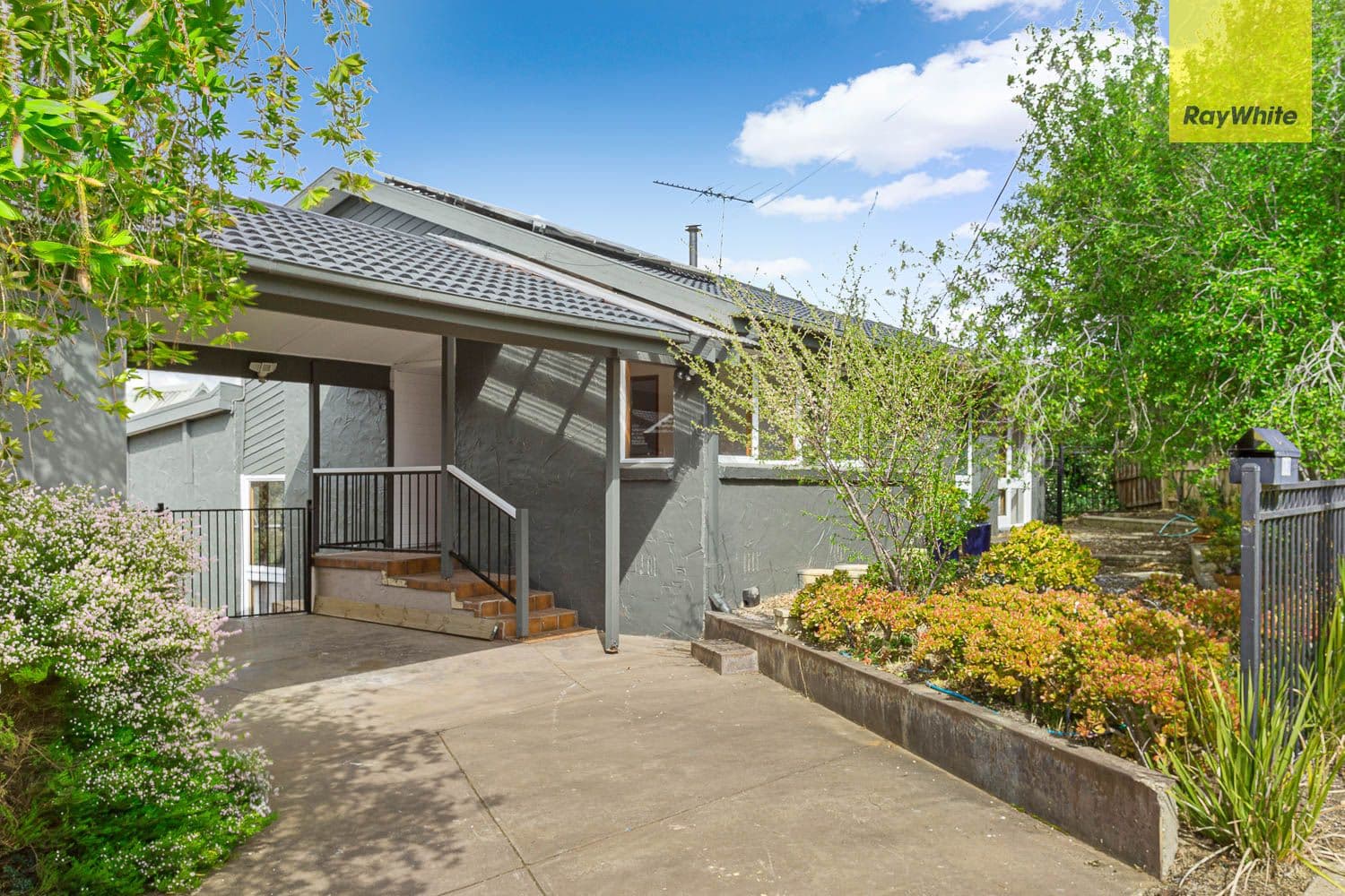 13 White Avenue, Bacchus Marsh VIC 3340, Bacchus Marsh - Thumbnail 3
