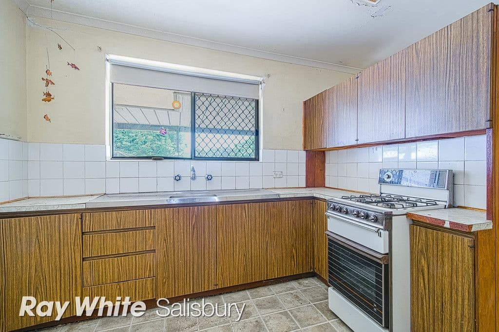 11 Guernsey Crescent, Salisbury North SA 5108, Salisbury North - Thumbnail 4