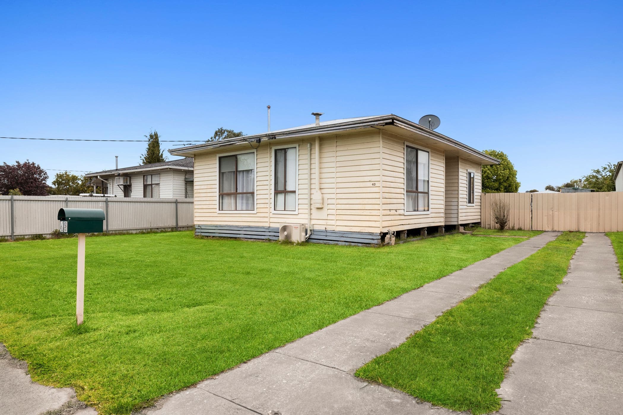 43 Smith Street, Ararat VIC 3377, Ararat - Thumbnail 2