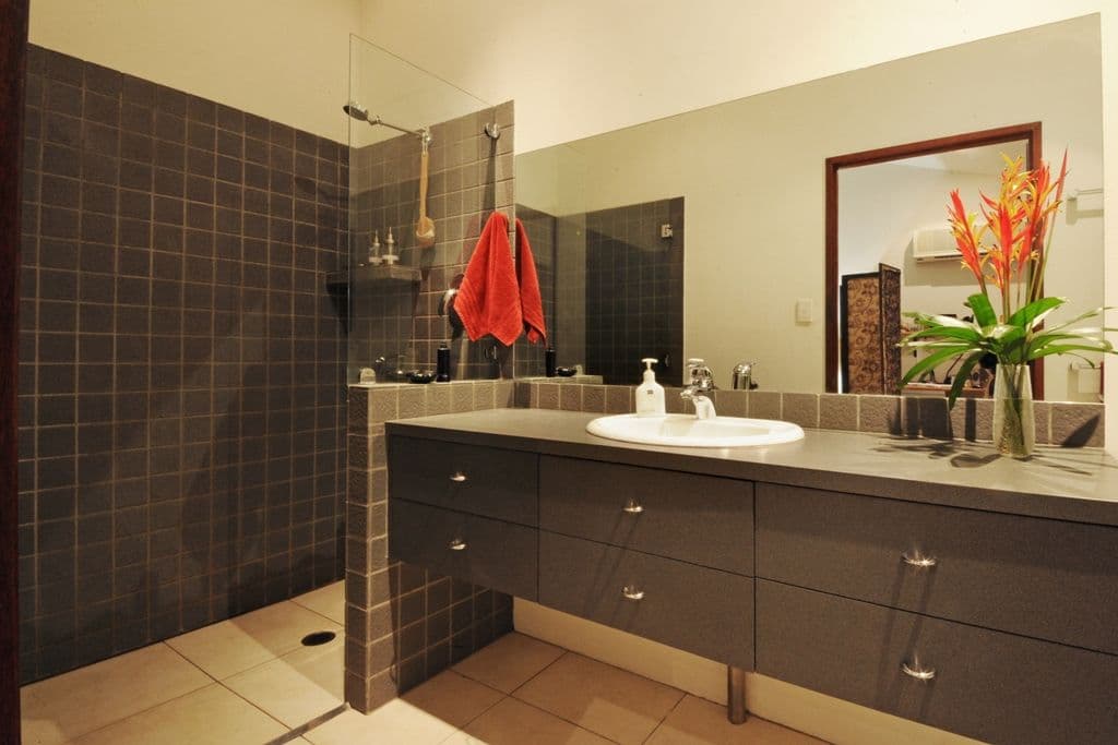 58 Ridgeview Road, CANNONVALE QLD 4802, Cannonvale - Thumbnail 7