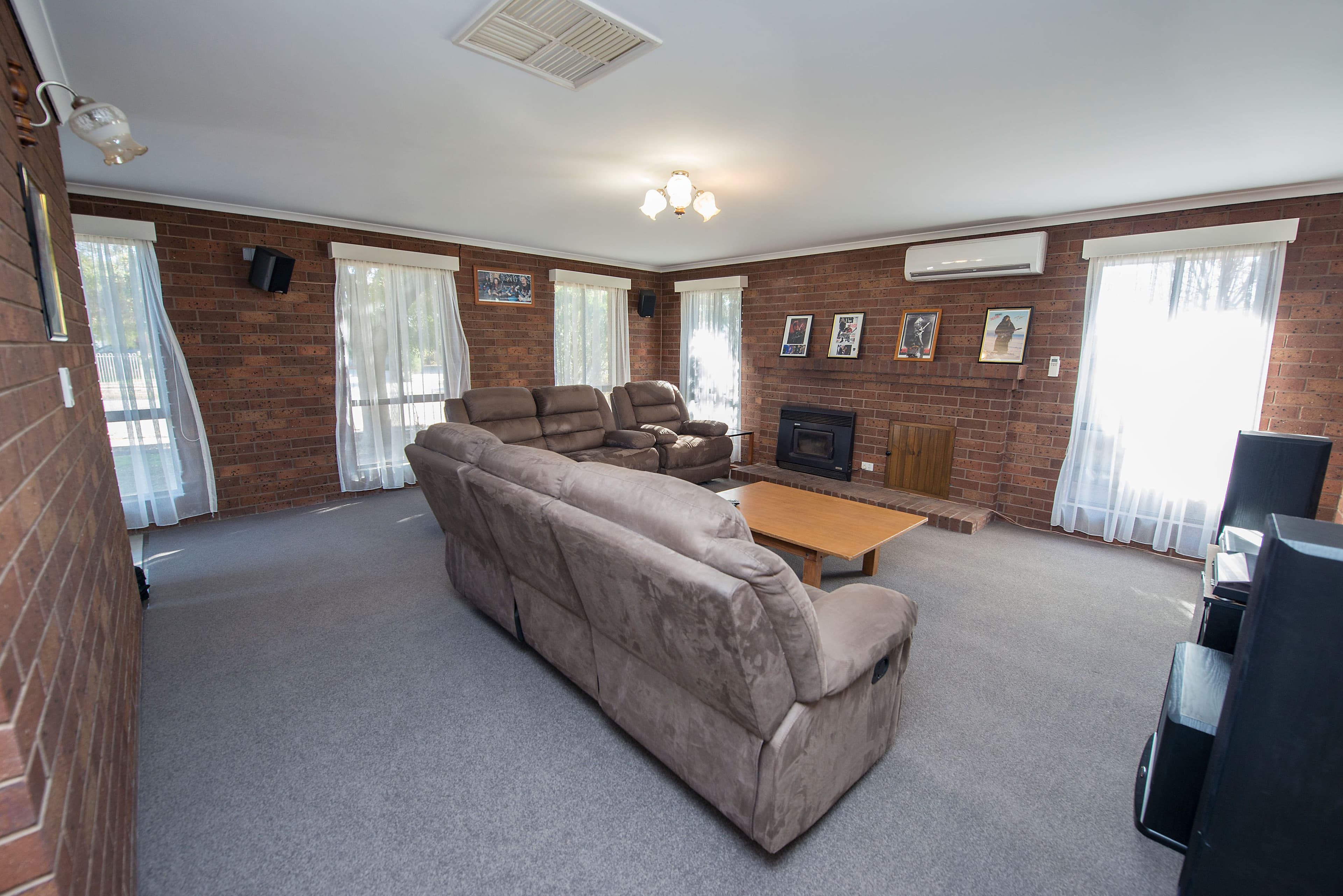 9 Makepeace Street, Swan Hill VIC 3585, Swan Hill - Thumbnail 3