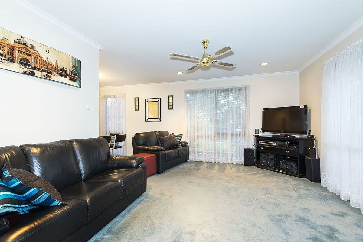 10 Borrowdale Court, Mill Park VIC 3082, Mill Park - Thumbnail 5