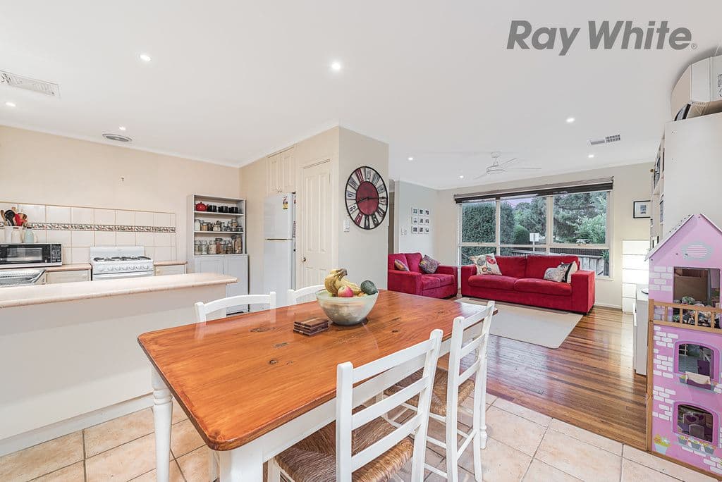 39 RODLEIGH Street, Croydon VIC 3136, Croydon - Thumbnail 3