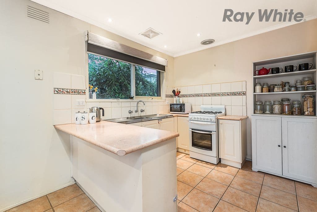 39 RODLEIGH Street, Croydon VIC 3136, Croydon - Thumbnail 4