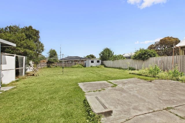 17 Suffolk Street, RESERVOIR VIC 3073, Reservoir - Thumbnail 8