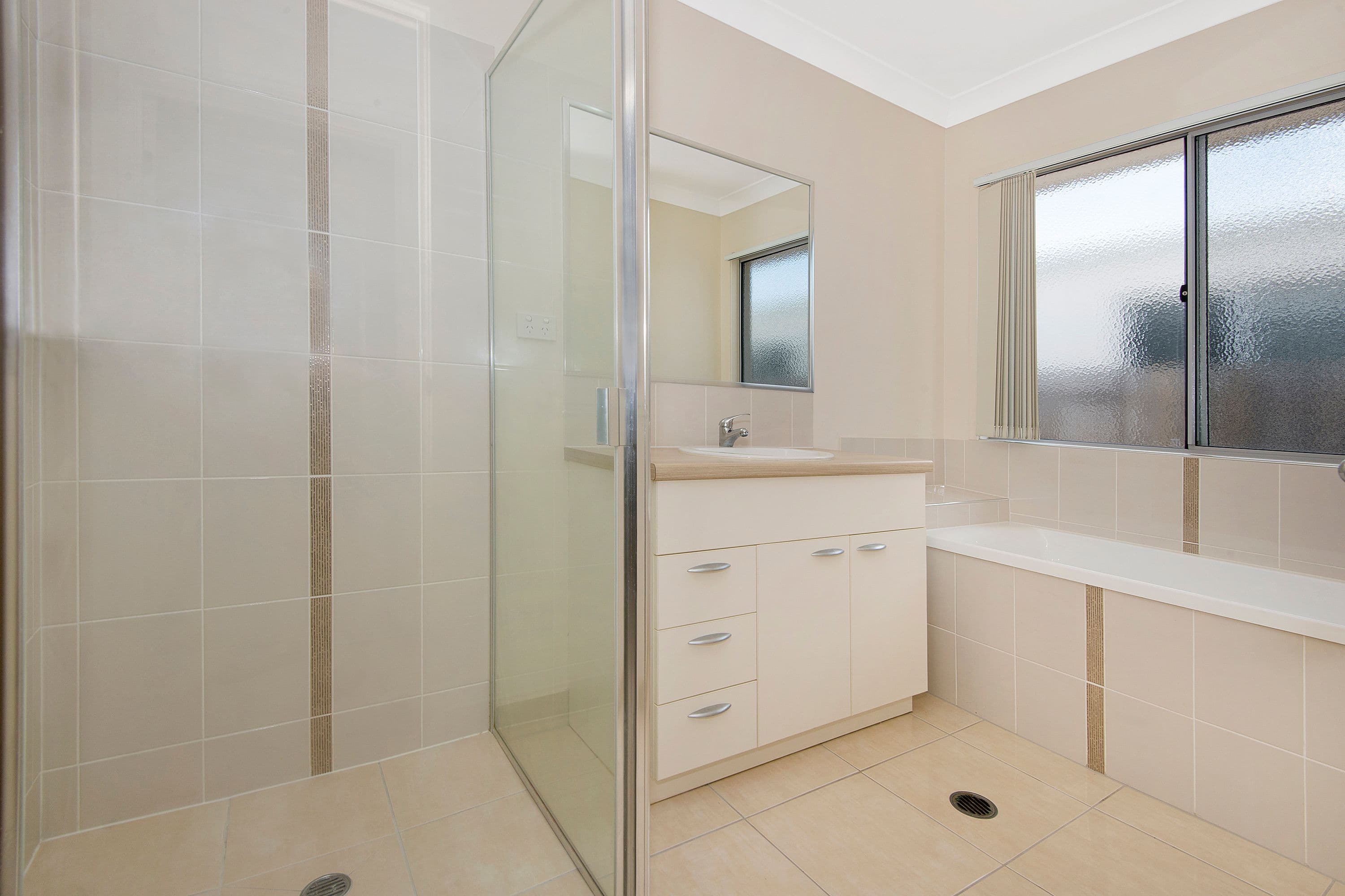 48 Beach Oak Drive, Mount Low QLD 4818, Mount Low - Thumbnail 8
