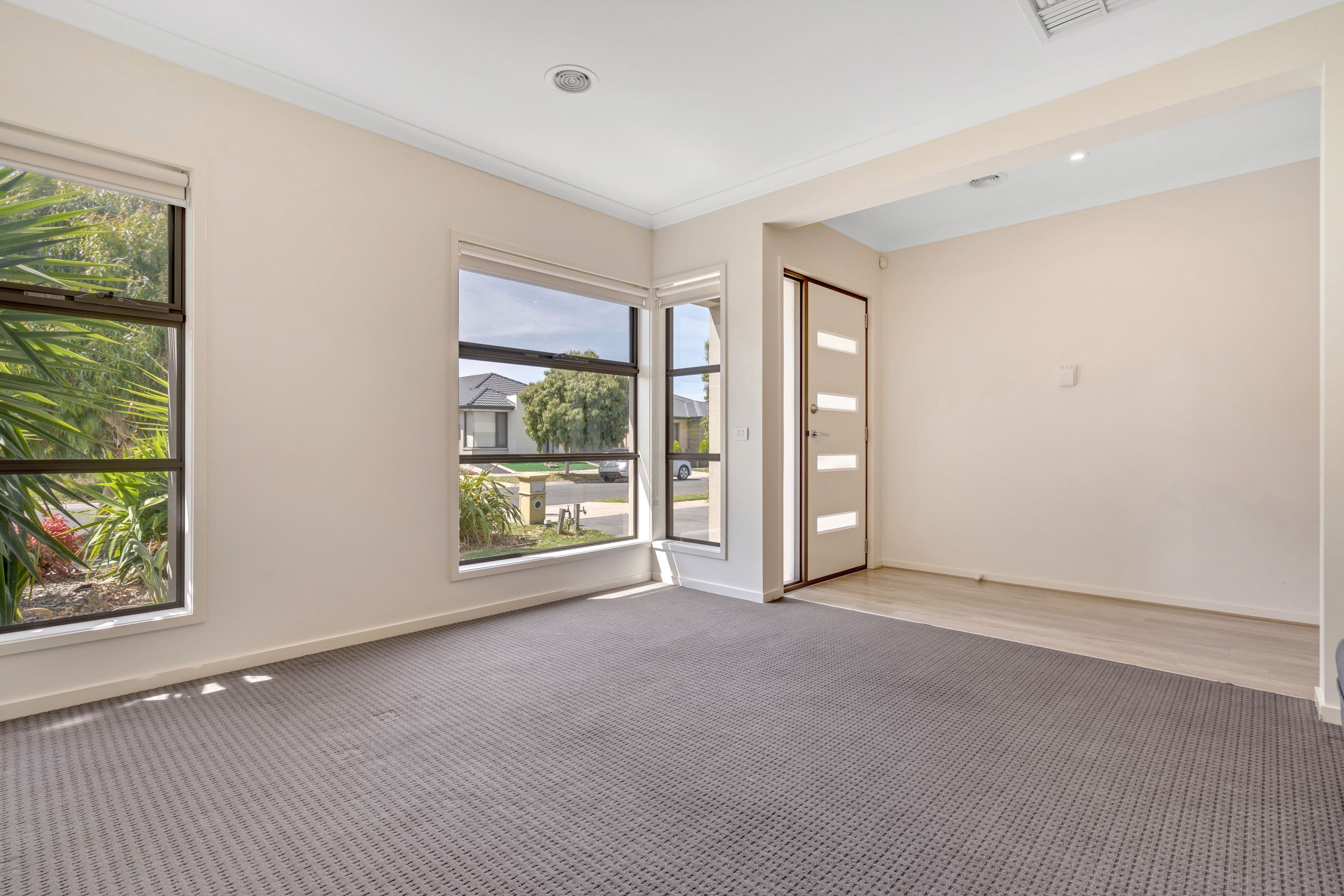 15 Pioneer Street, Craigieburn VIC 3064, Craigieburn - Thumbnail 2