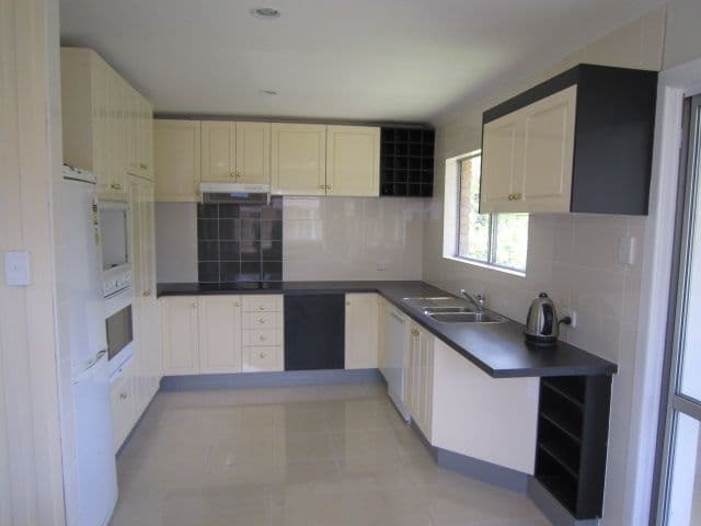 21 Sobers Street, UPPER MOUNT GRAVATT QLD 4122, Upper Mount Gravatt - Thumbnail 4