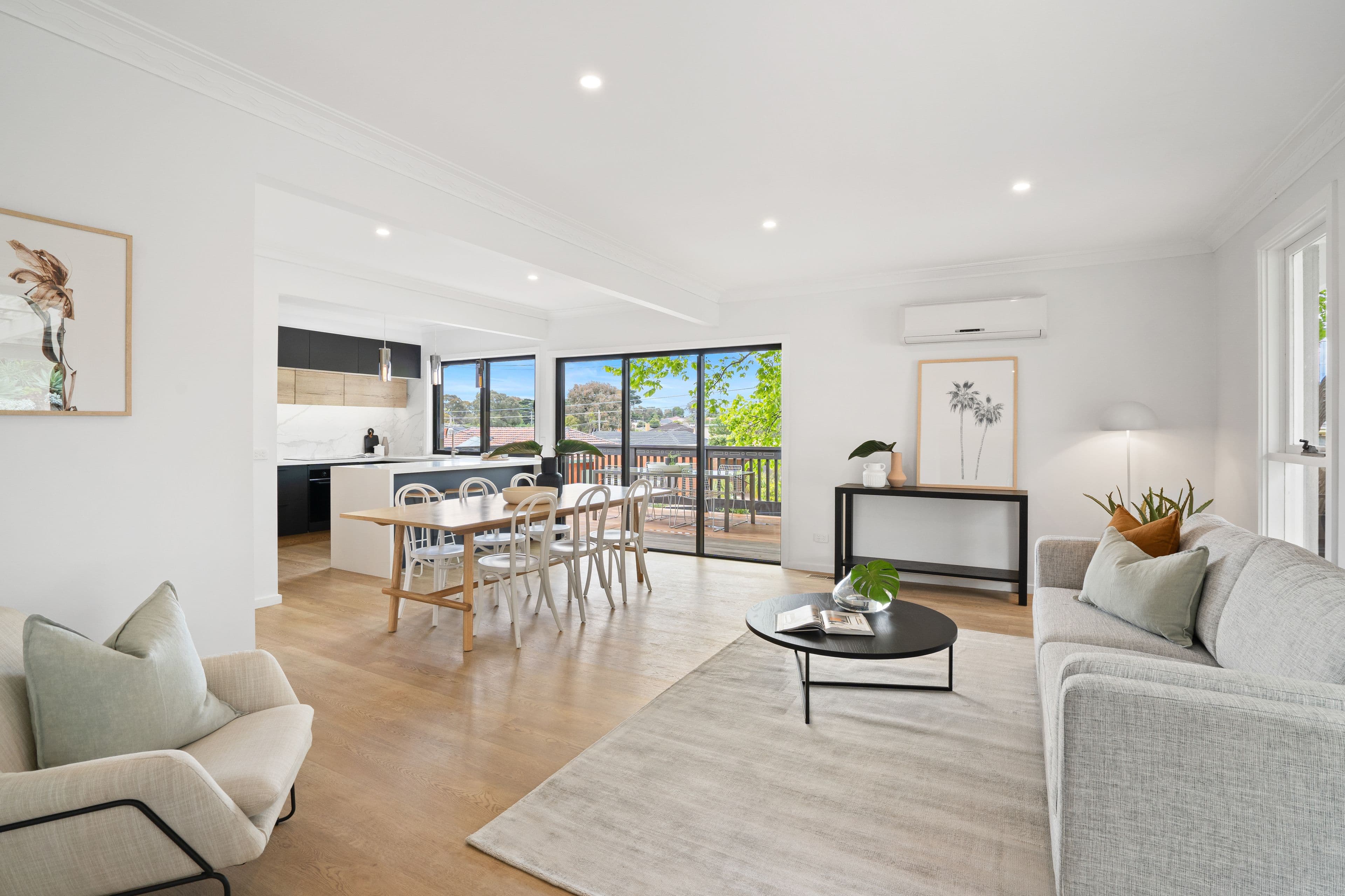 2 Carolyn Crescent, Bundoora VIC 3083, Bundoora - Thumbnail 2