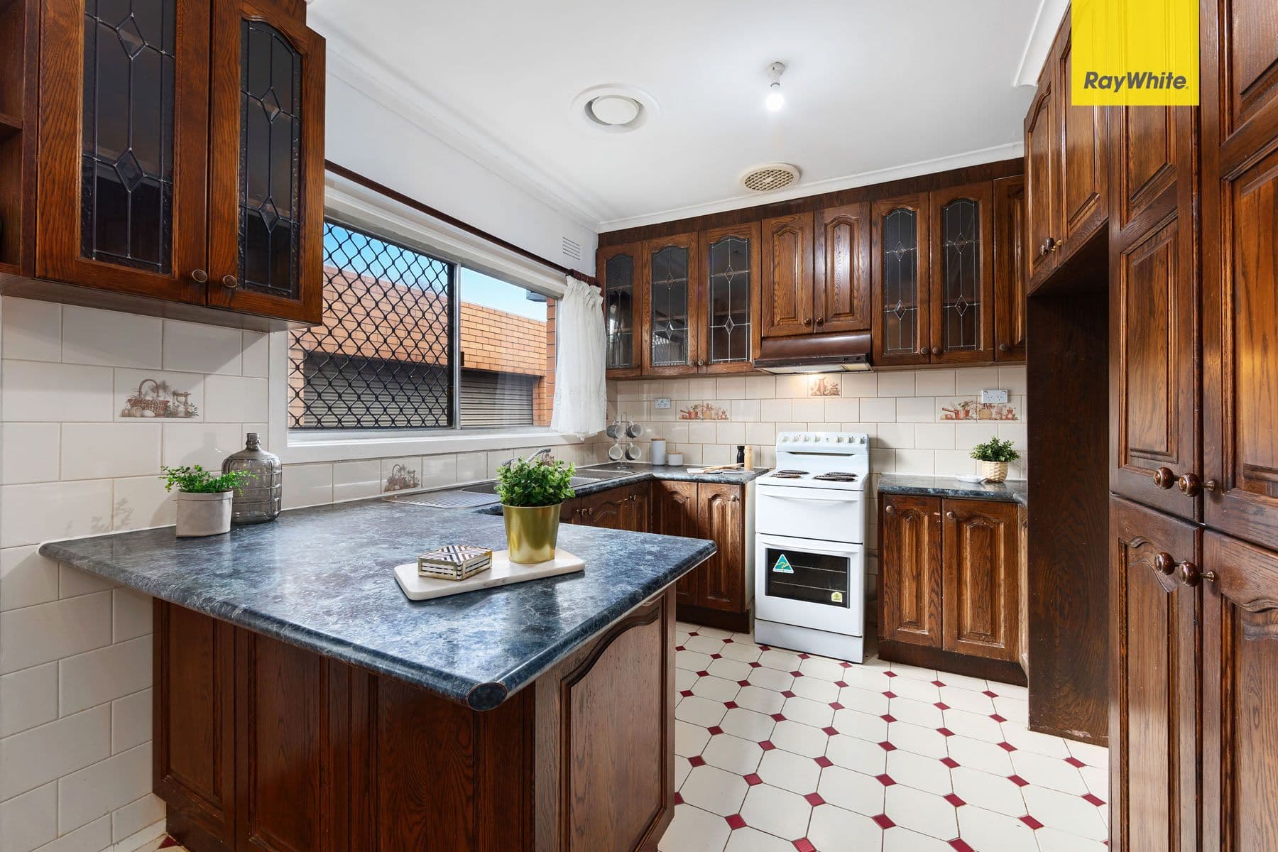 10 Camara Street, St Albans VIC 3021, St Albans - Thumbnail 4