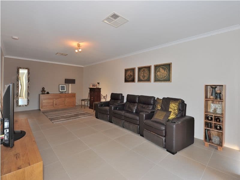 19B Chaffers Street, MORLEY WA 6062, Morley - Thumbnail 2