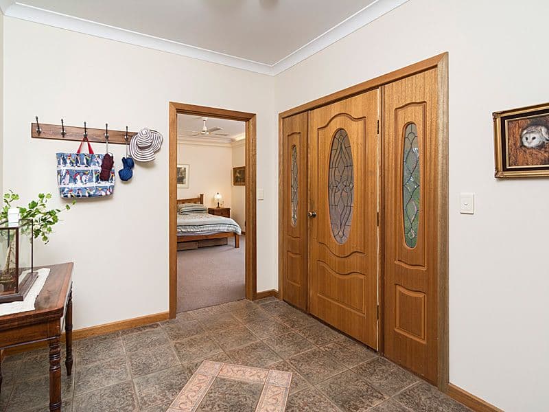 3 Ray Orr Drive, MOUNT BARKER SA 5251, Mount Barker - Thumbnail 2