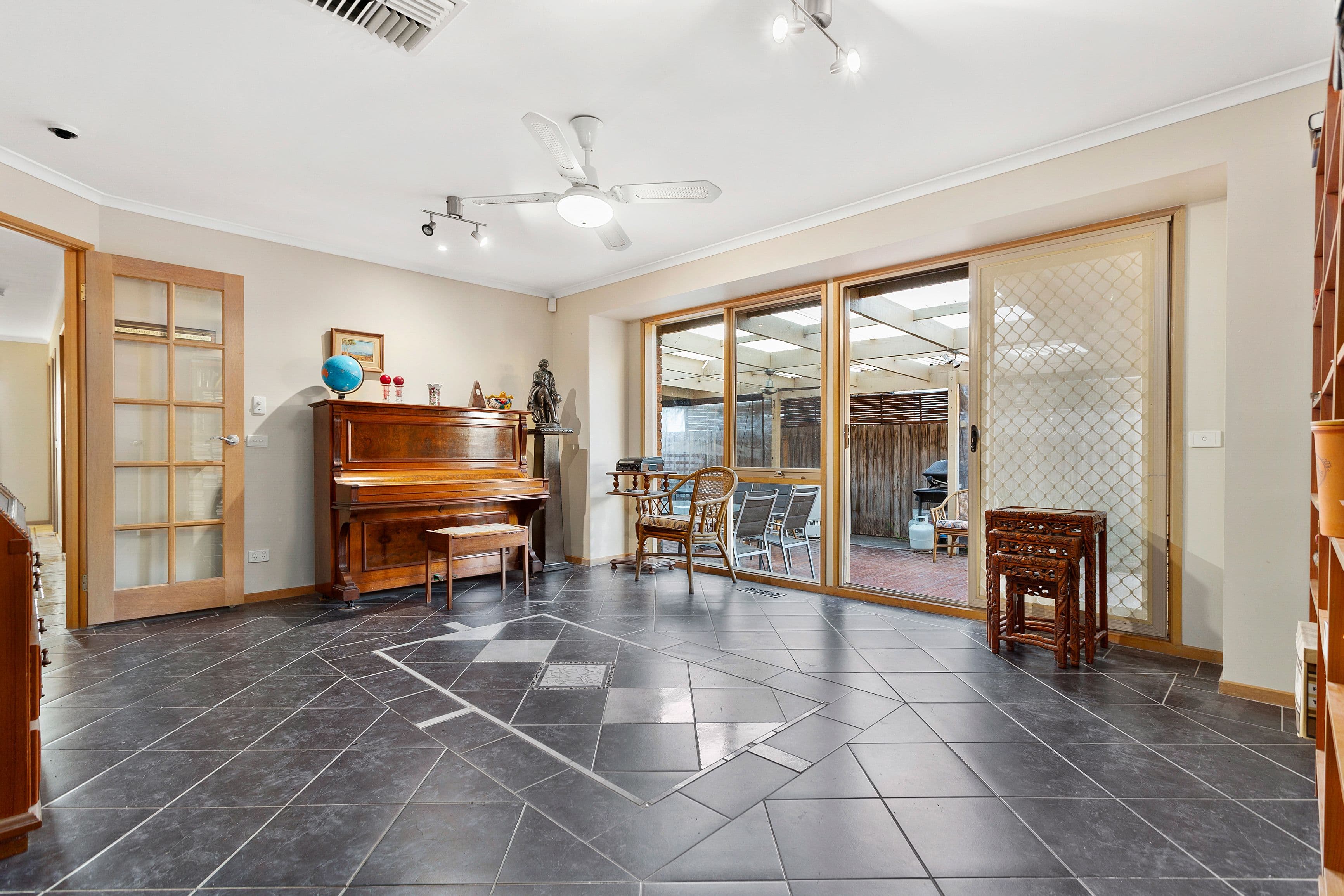 3 Cecil Court, South Morang VIC 3752, South Morang - Thumbnail 5