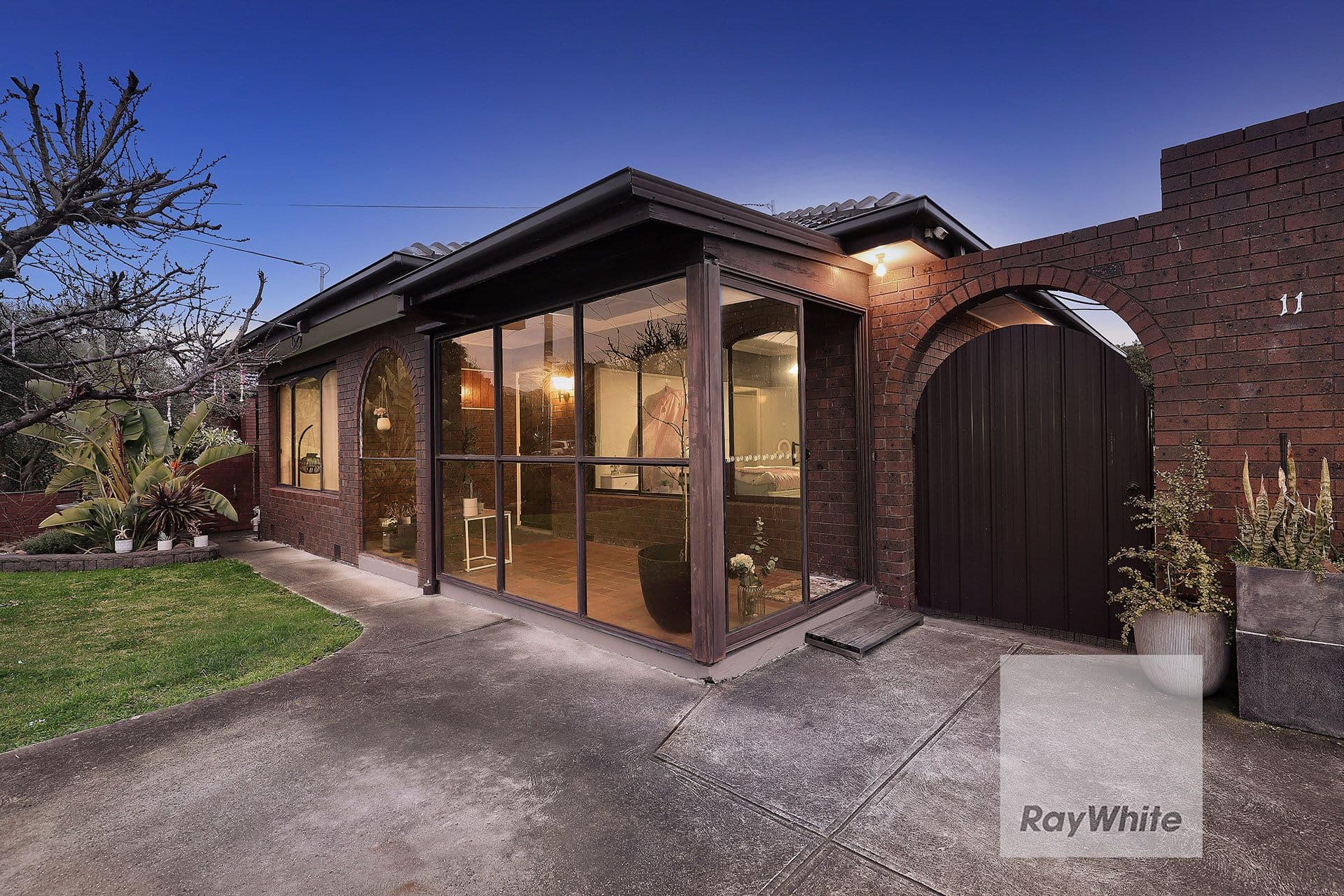 11 Lovely Street, Fawkner VIC 3060, Fawkner - Thumbnail 2