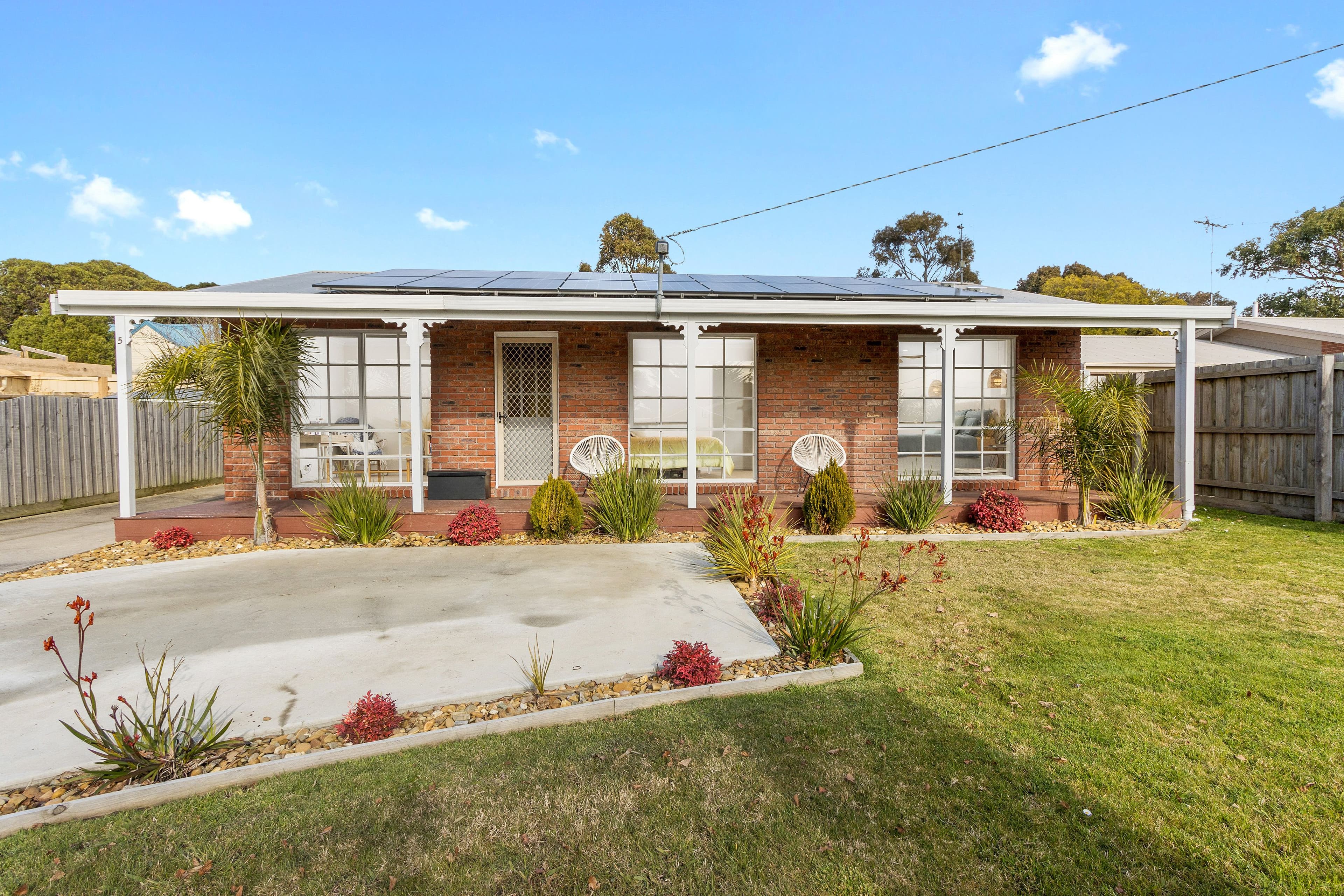 5 Stewart Avenue, Inverloch VIC 3996, Inverloch - Thumbnail 2