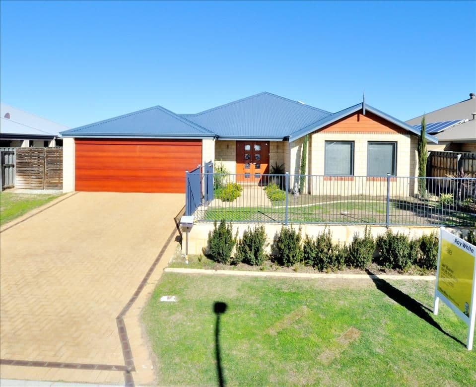 6 Hoyton Close, ELLENBROOK WA 6069, Ellenbrook - Image 1