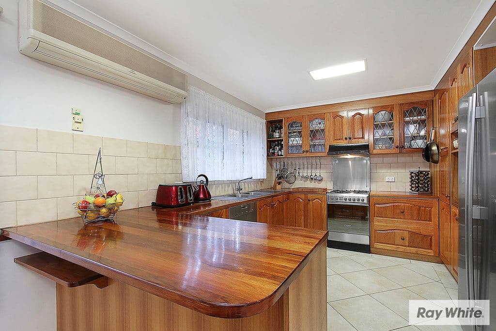 9 Oakbank Court, Mooroolbark VIC 3138, Mooroolbark - Thumbnail 3