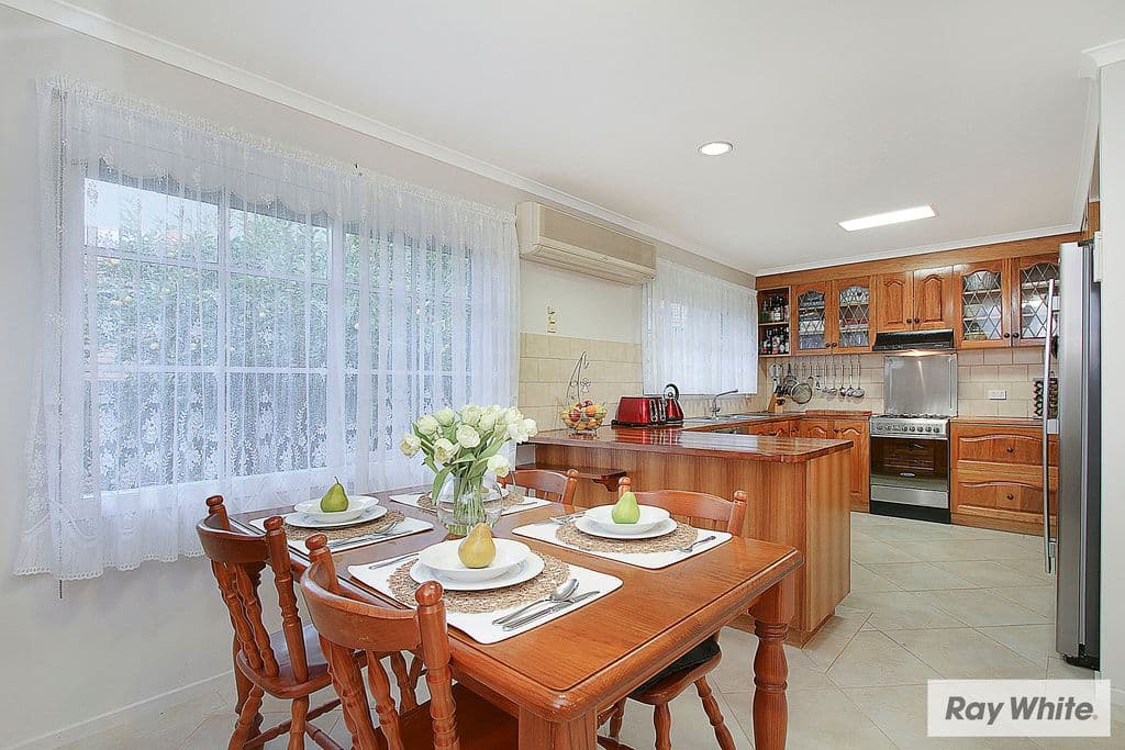 9 Oakbank Court, Mooroolbark VIC 3138, Mooroolbark - Thumbnail 4