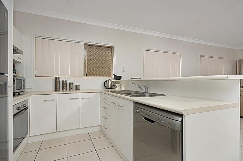 6 Huntley Place, CALOUNDRA WEST QLD 4551, Caloundra West - Thumbnail 2
