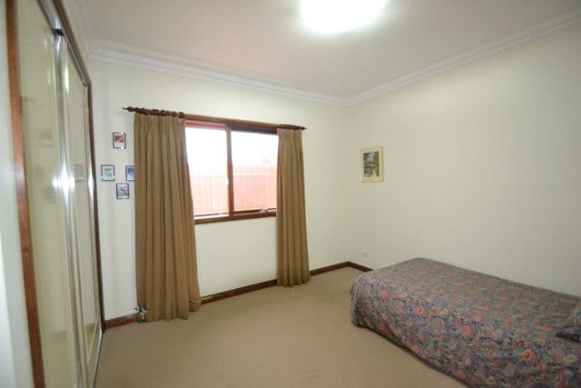 30 Butler Street, SEYMOUR VIC 3660, Seymour - Thumbnail 8