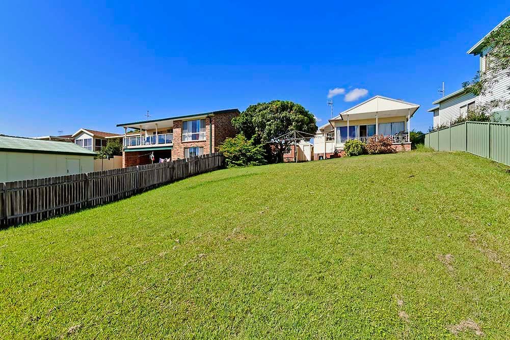 57 Ferndale Street, KILLARNEY VALE NSW 2261, Killarney Vale - Thumbnail 4
