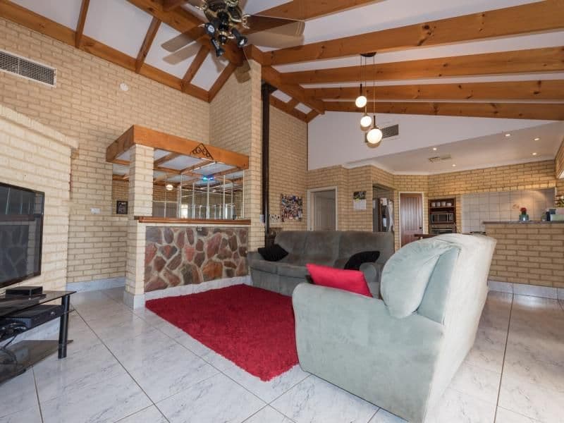 41 Eakins Crescent, Wandina WA 6530, Wandina - Thumbnail 3