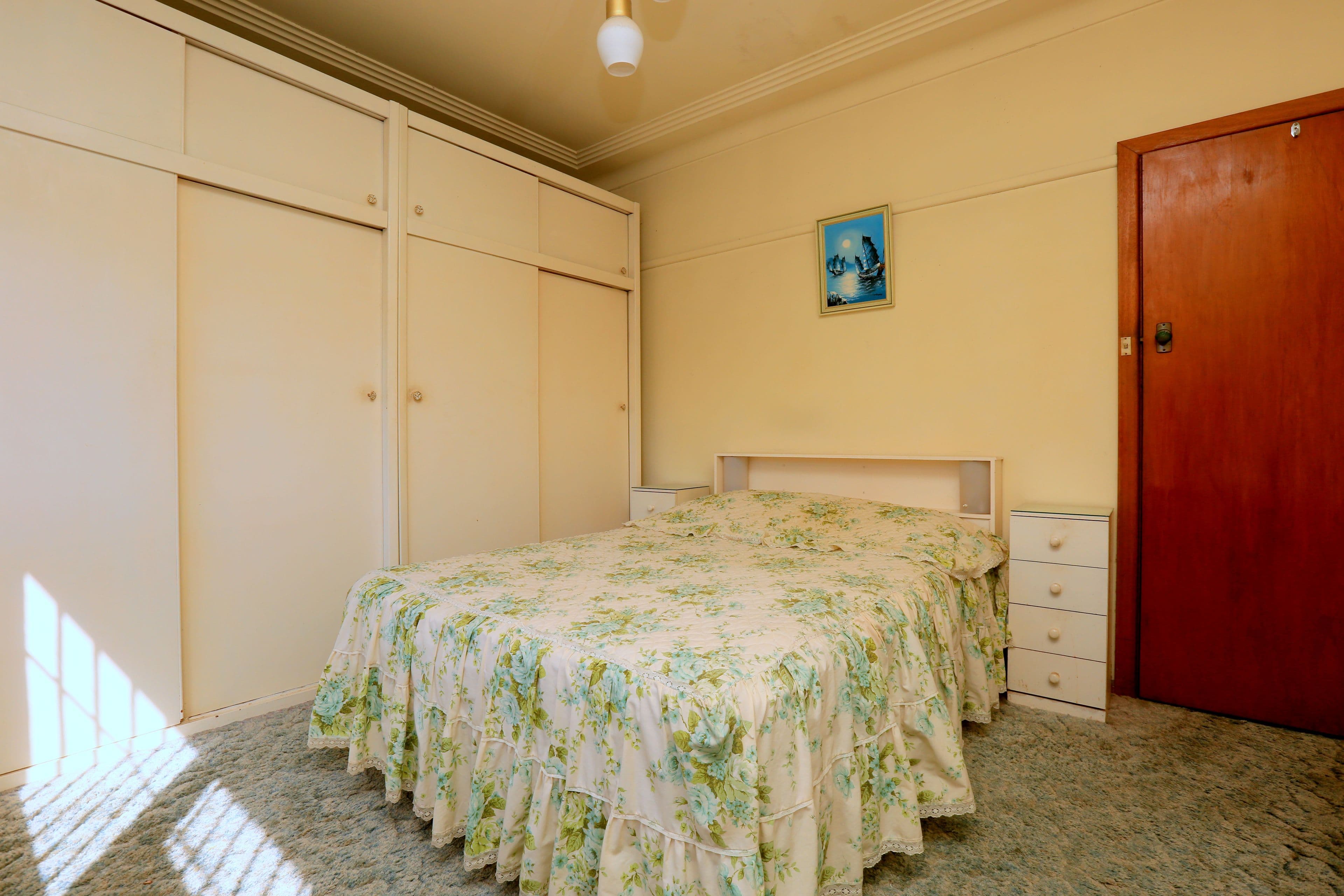 1 Tewinga Road, Birrong - Thumbnail 5